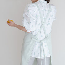 画像をギャラリービューアに読み込む, エプロン BEE MY GUEST(Green)大人用